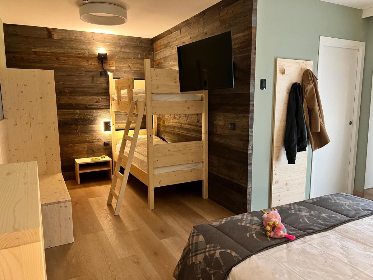 Family Hotel La Perla Fiera Di Primiero Ngoại thất bức ảnh